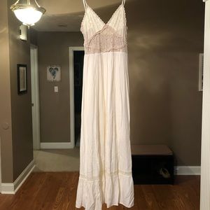 Cream boho chic maxi dress!